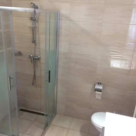 Сasa de vacaciones Wéber Apartman *