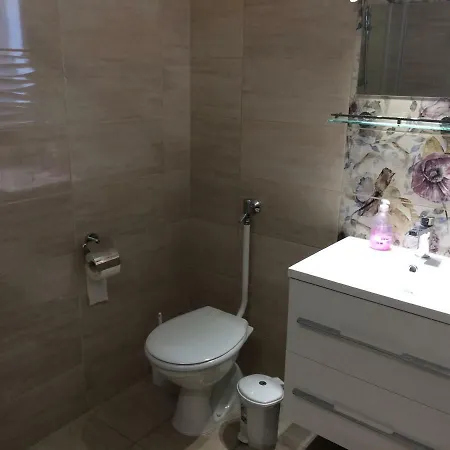 Сasa de vacaciones Wéber Apartman Siófok